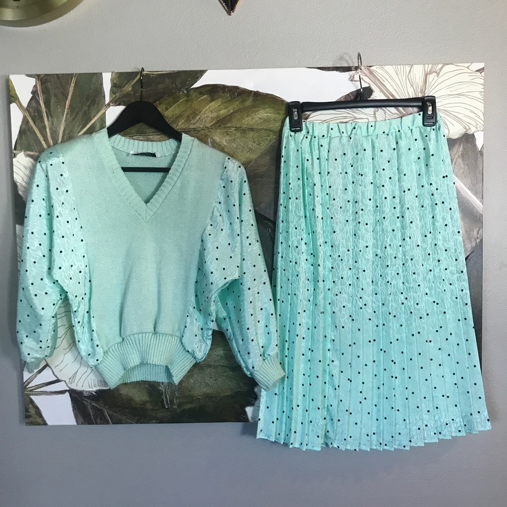 Vintage 2 Piece Set